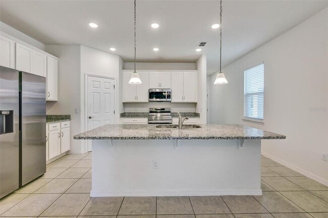 2599 Avalon Pk Blvd