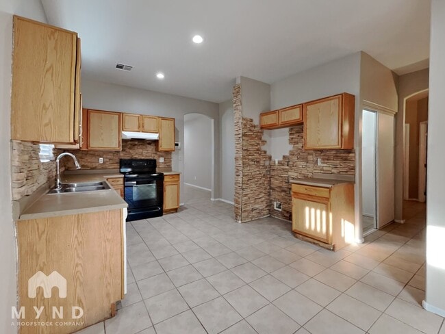 Photo - 5651 S 11th Dr