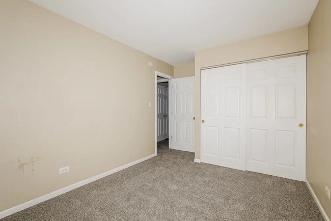 1381 Alberta Ct