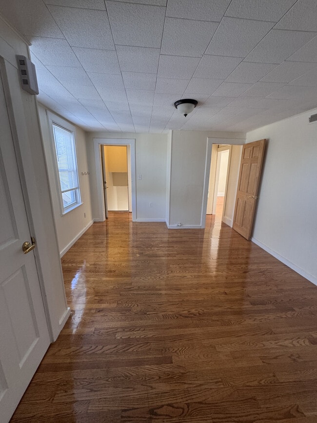 Photo - 30 Hanson St Unit #3