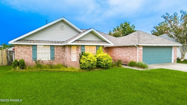 Photo - 213 Longleaf Dr