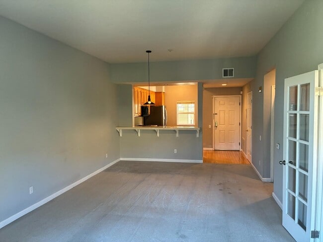 Building Photo - 121 Crescent Ct Rental