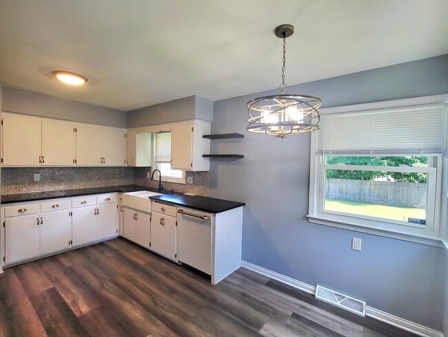 Photo - W158N9026 Charles Dr