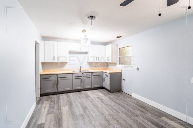 Photo - Updated 3 Bed / 1 Bath Ranch-Style Home