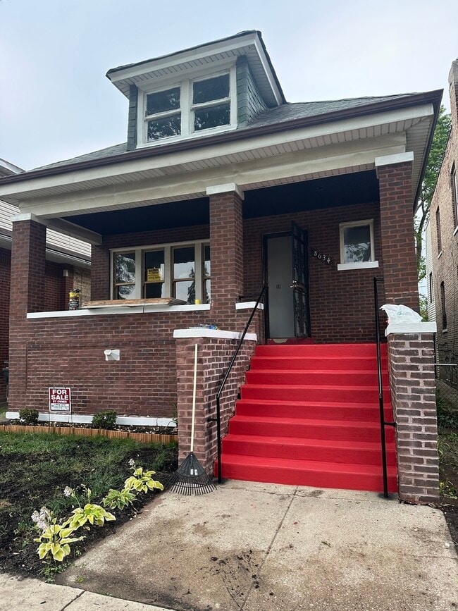 Building Photo - 8634 S Carpenter St Rental