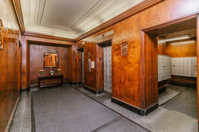 Photo - 1100 N Dearborn St Unit 1412