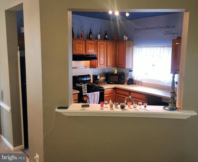 662 Gateway Dr SE Apartment Unit 201 Leesburg, VA