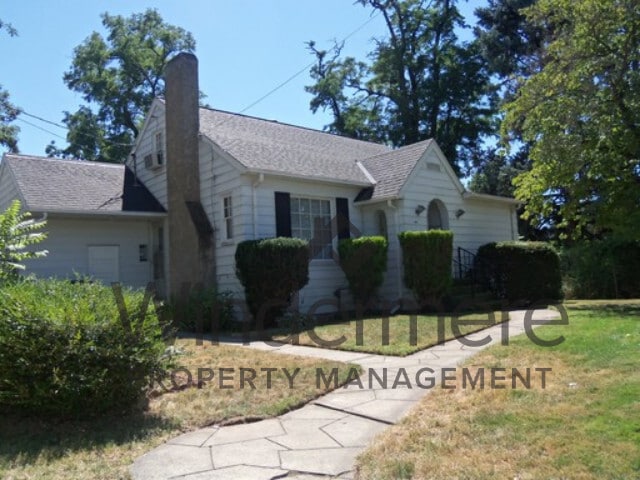 Photo - 950 Francis Ave