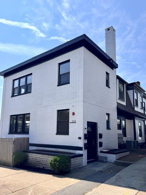 Building Photo - 255 Waterman St Unit 4
