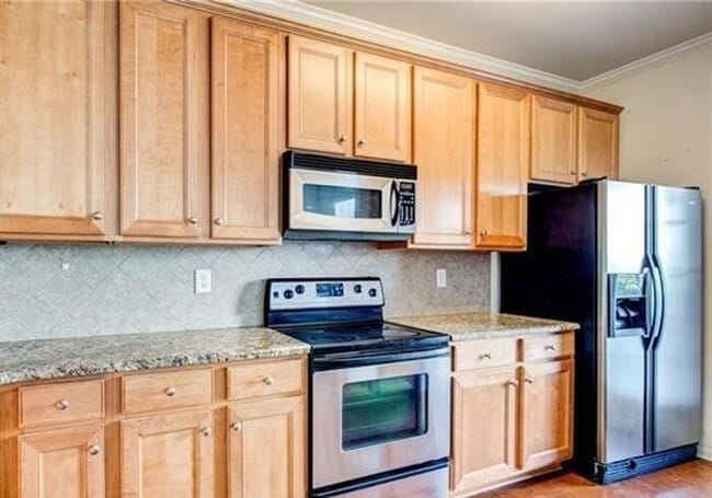 Photo - 3BR Townhome • In-Unit W/D • Trash Included in Fort Mill