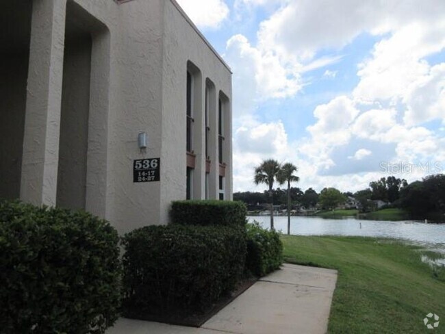 Building Photo - Available Mid April - Lovely 2/2 in in Alt... Unit 27 Rental