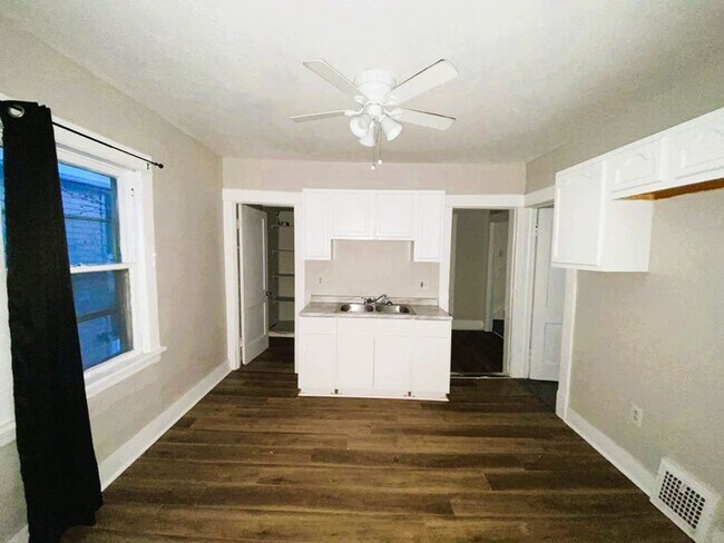 Photo - 12502 Forest Ave Unit 2