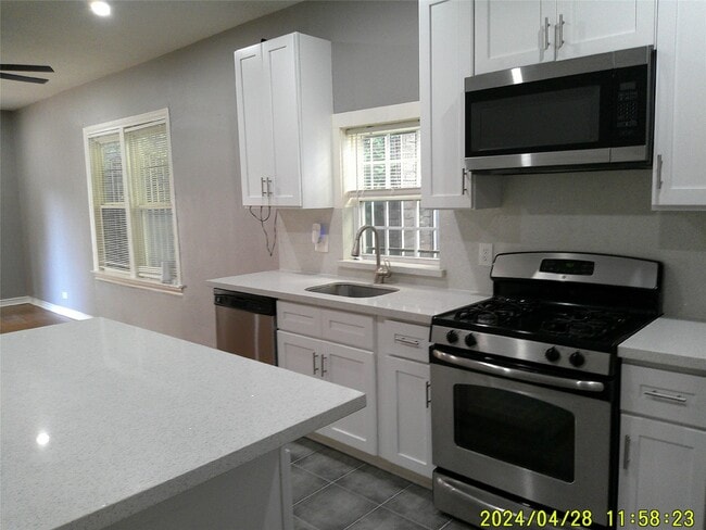Photo - 3217 Winbern St