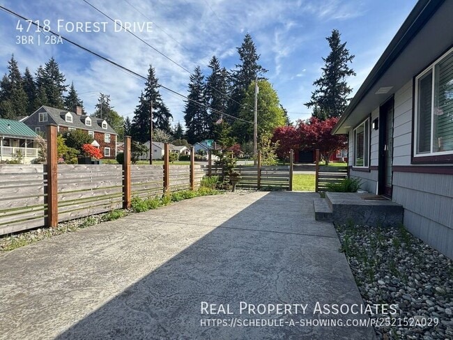 Photo - 4718 Forest Dr