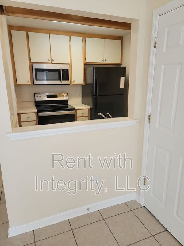 Photo - 1350 Castelnau Ct Unidad Apt C