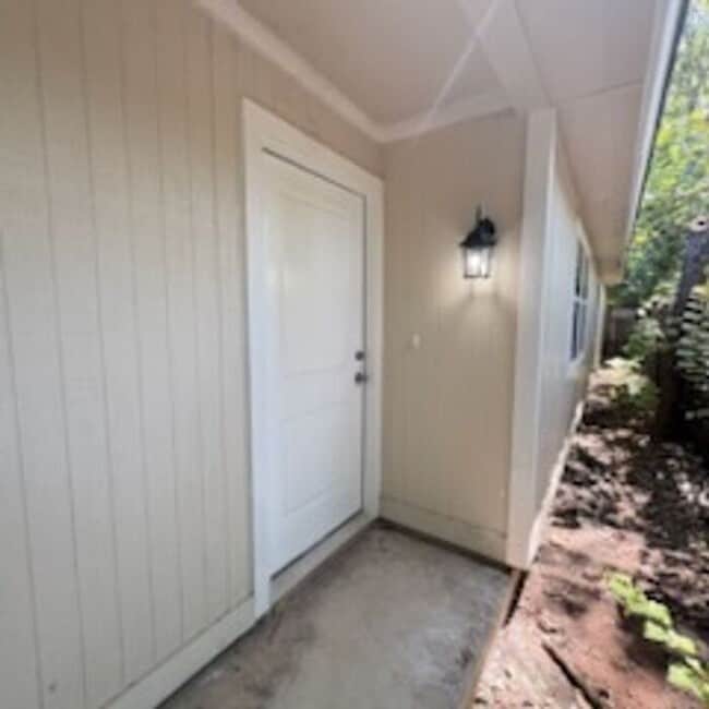 Photo - Beautiful newly remodeled 2/1 apartment!