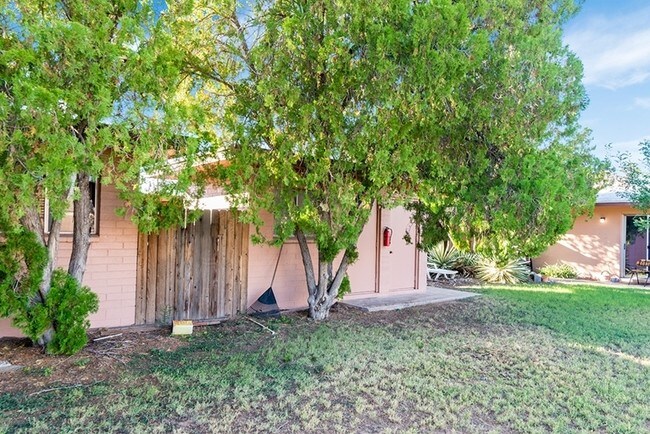 Photo - 14 on Eleventh