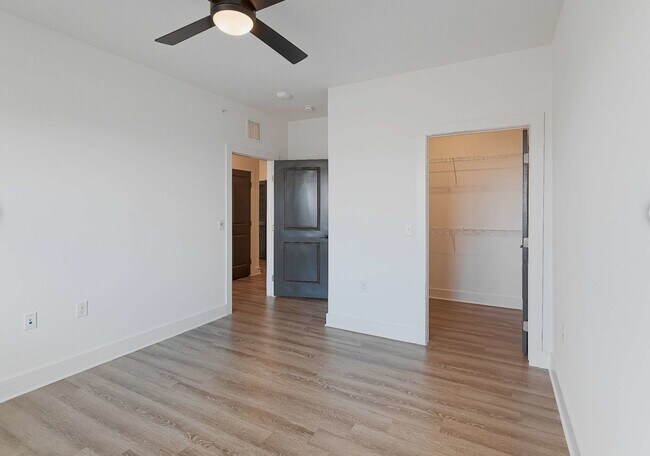 Photo - 2101 Authors Way Unit 2413