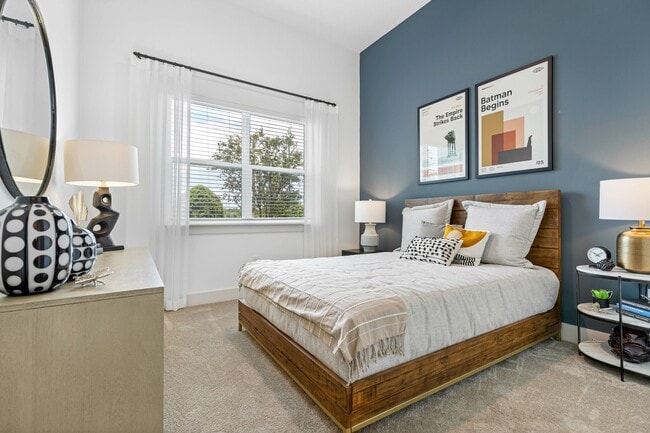 The Henry Apartments - The Henry