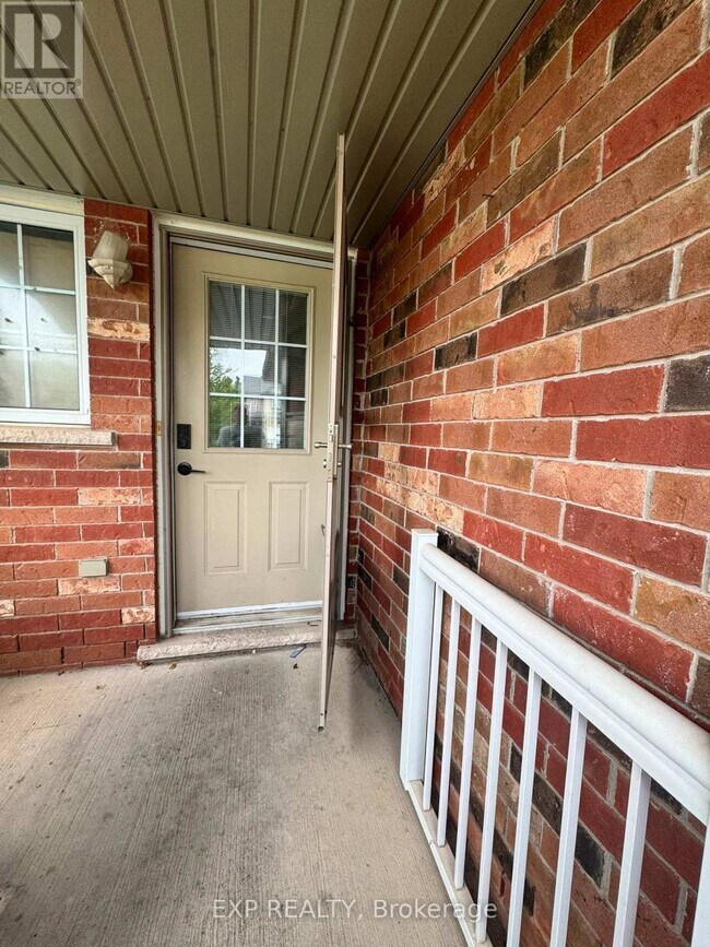 Photo - 717 Activa Ave