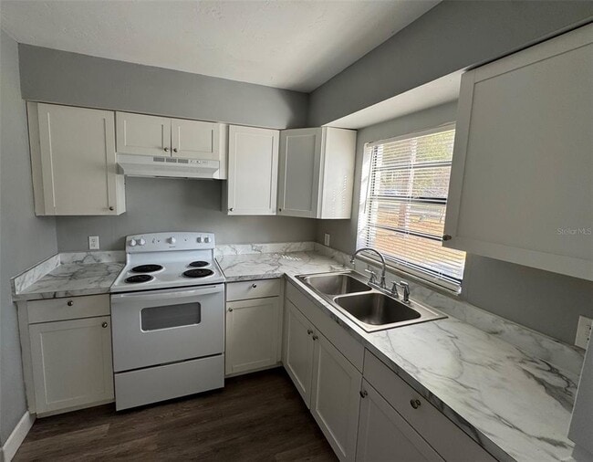 Photo - 7130 SW 45th Pl