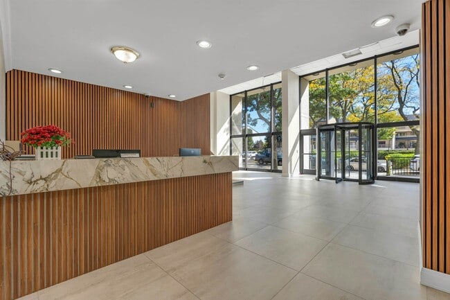 Photo - 1203 River Rd Unit 9D