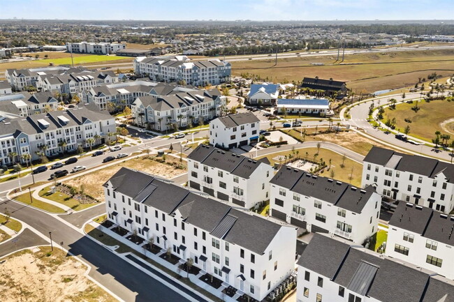 Photo - 15244 Groveside