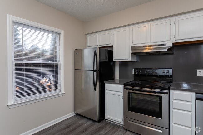 2BR,2.5BA - Apartments on 20th