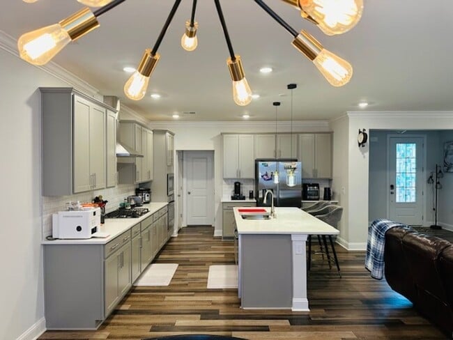 Photo - 393 Natsam Wds Wy