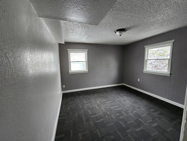 Photo - 1424 5th Ave S