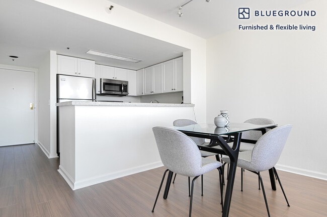 Photo - 2 Townsend St Unidad FL9-ID426