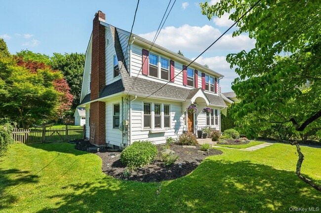Photo - 281 Piermont Ave