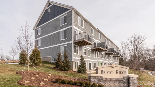 Building Photo - 2719 Bristol Rdg Dr Rental