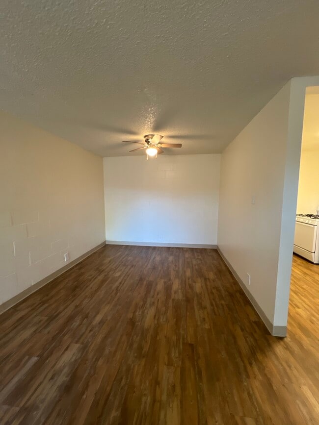 Photo - Hayden Square