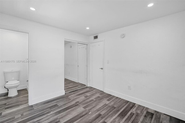 Photo - 3265 Virginia St Unidad 25