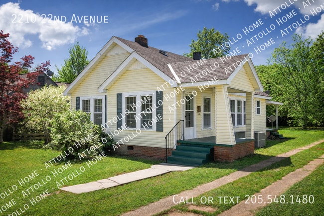 Building Photo - 2210 22nd Ave