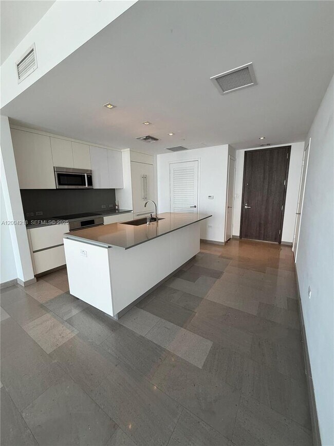 Photo - 68 SE 6th St Unit 2506