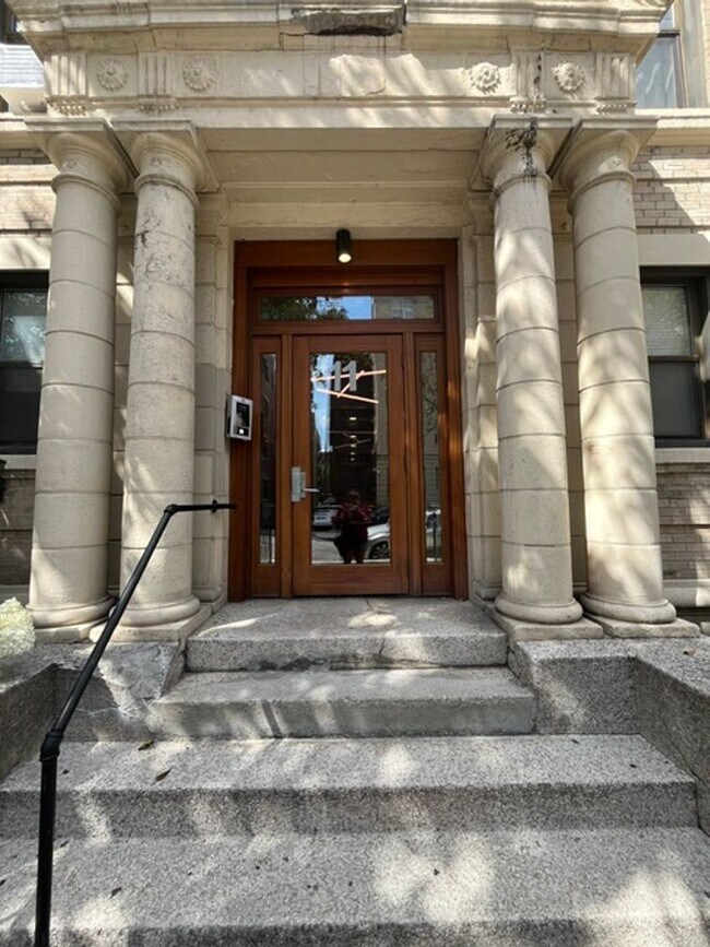 6-11 Peterborough St, #6