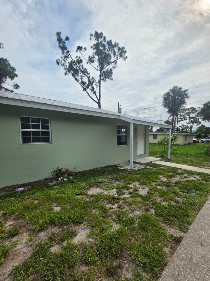 Photo - 5465 Sago Ave