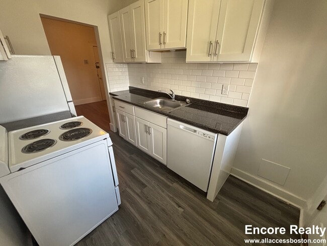 Photo - 116 Washington St Unidad 63