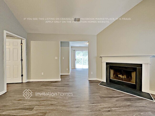 Photo - 1470 Mitchell Glen St