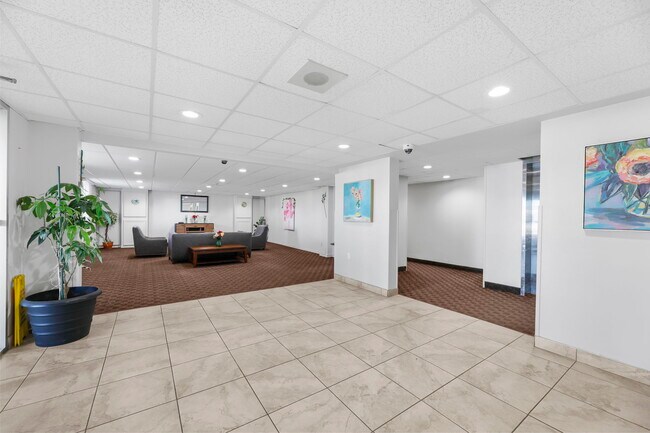 Photo - Chatham Towers