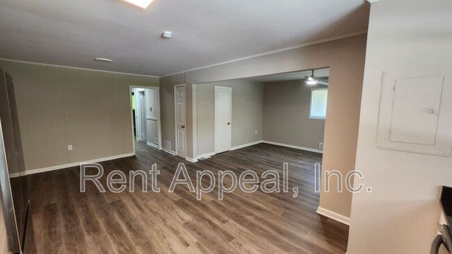 Photo - 1664 Barrett Dr NW