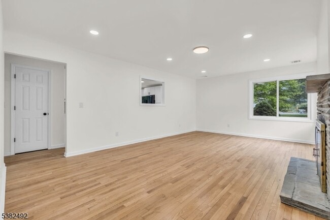 Photo - 55 Orchard Dr