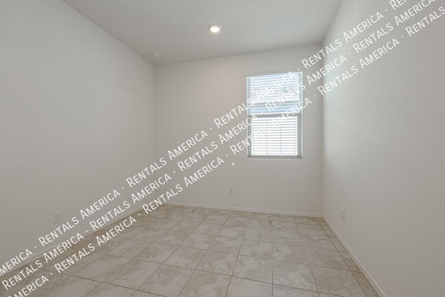 Photo - 36506 W San Sisto Ave