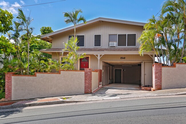 4 bedroom/2.5 bath Gorgeous Views, Hot Tub... - 4 bedroom/2.5 bath Gorgeous Views, Hot Tub... Casa