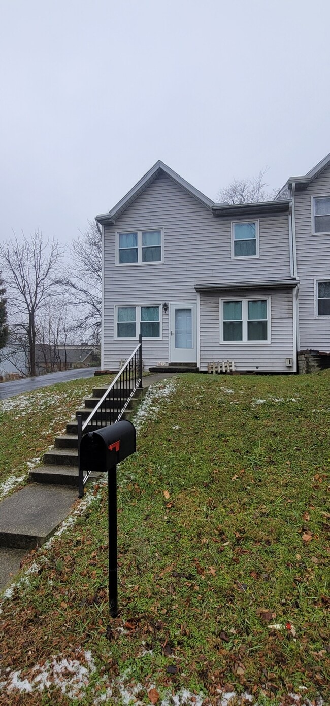 Photo - 54 N 62nd St