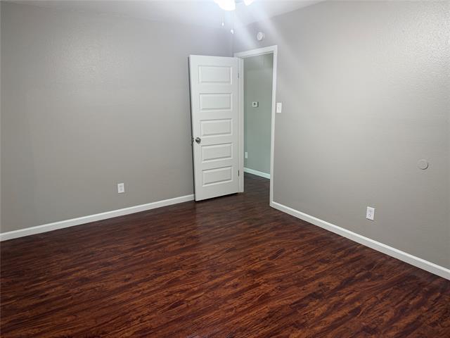 412 Conveyor Dr