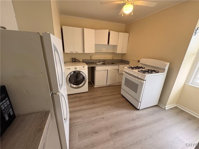 Photo - 12 Frazee St