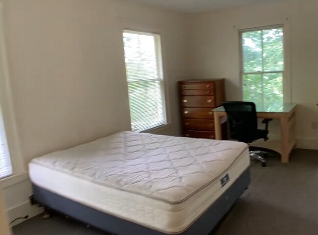 Photo - 110 Highland Pl